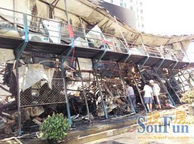 合肥一棟二層工棚突發大火