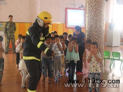 組織開展疏散演練