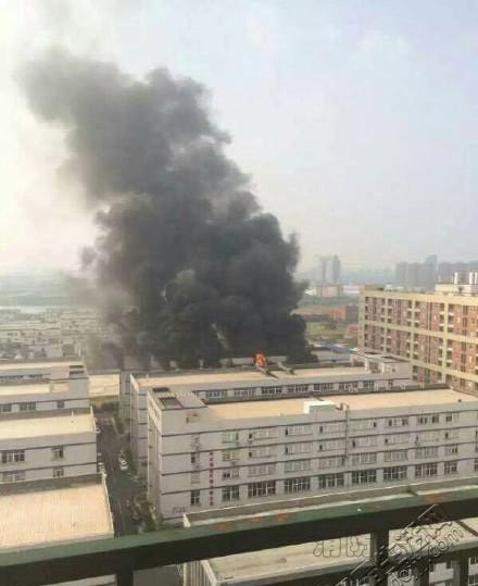 事故現(xiàn)場(chǎng)圖片