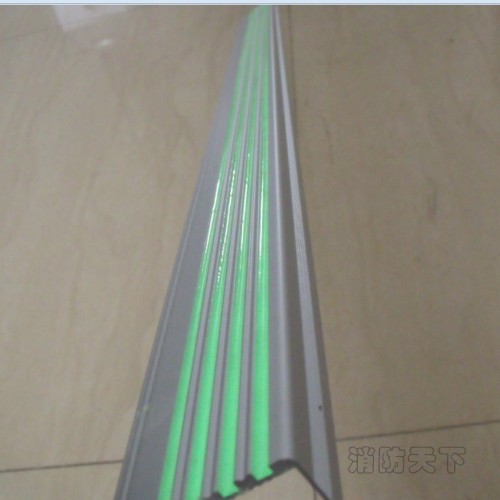 大商場超市夜光防滑條、夜光樓道疏散指示條、樓梯疏散逃生發光條